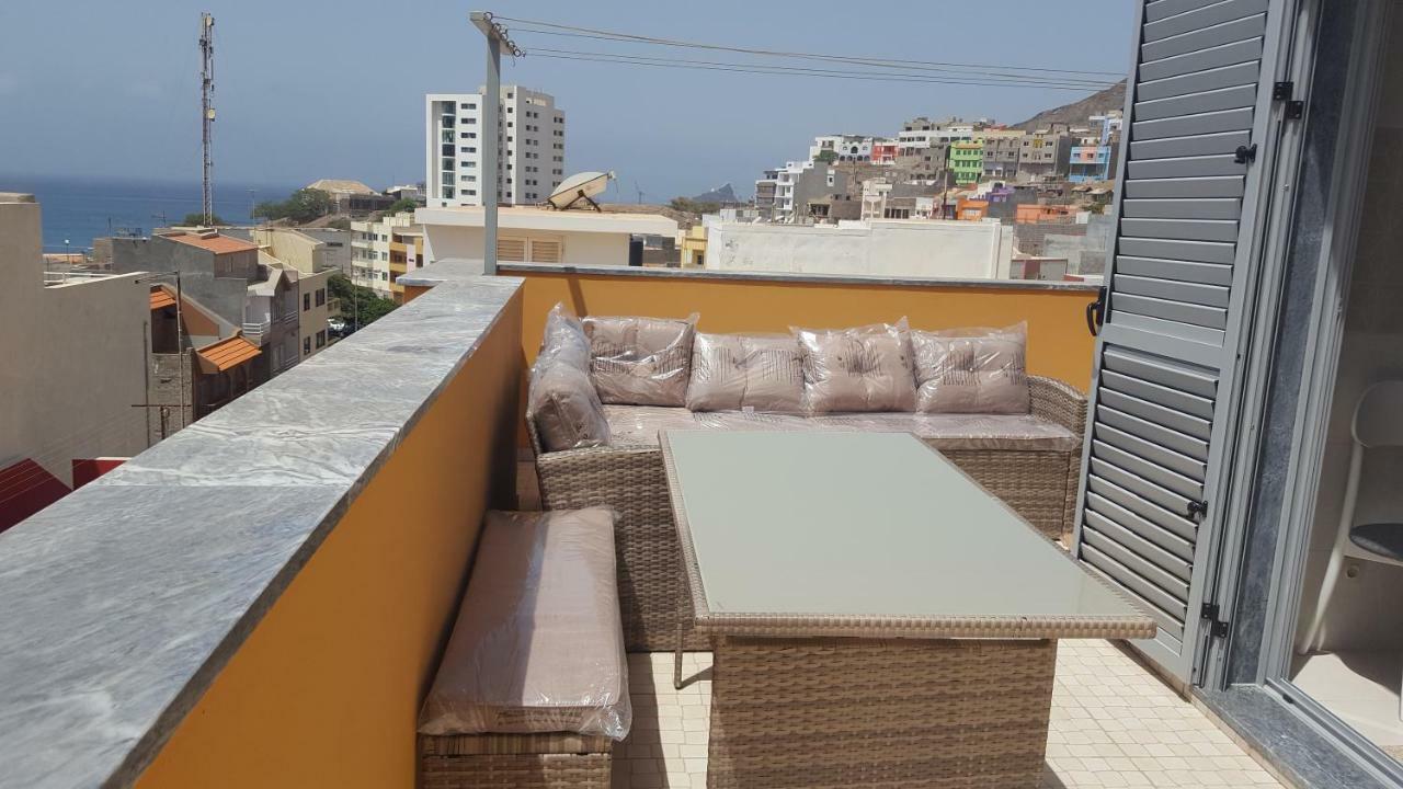 Private Apartament Celestina & Carlos Mindelo Habitación foto